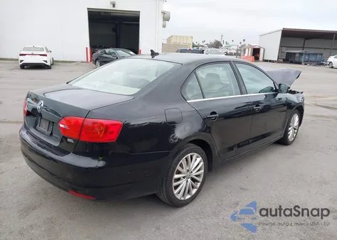 2014 Volkswagen Jetta 1.8T Sel from USA, damaged, VIN 3VWL17AJ7EM387562